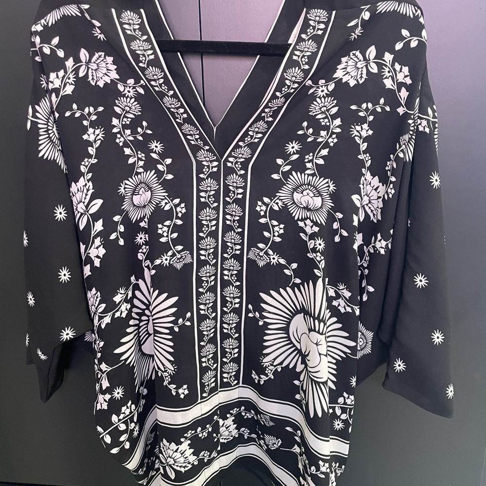 Rose & Olive Black and White Floral Blouse